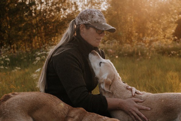 Pauline och Luna. Fotograf Fridfulltfoto