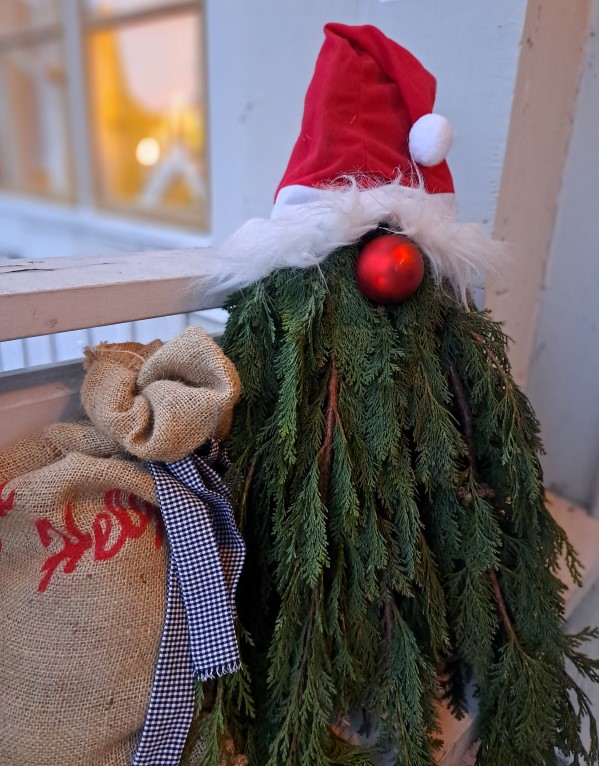 tomte korr.jpg