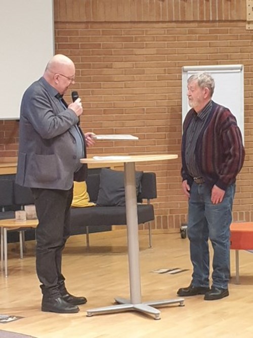 Arne Lundvall, Gagnef uppmärksammades med diplom för 66 årigt medlemskap i jägareförbundet. Foto: Malin Liljeholm